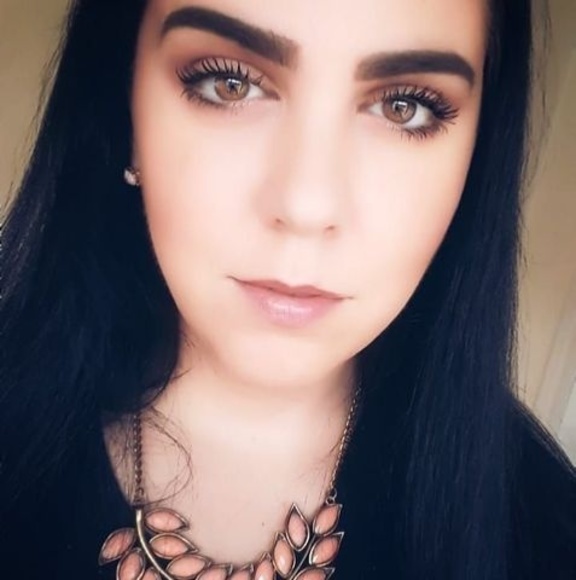 Meet your Posher, Cece - Picture 1 of 1